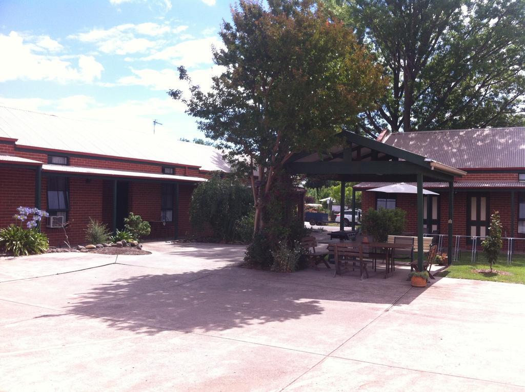 Mansfield Travellers Lodge Bagian luar foto