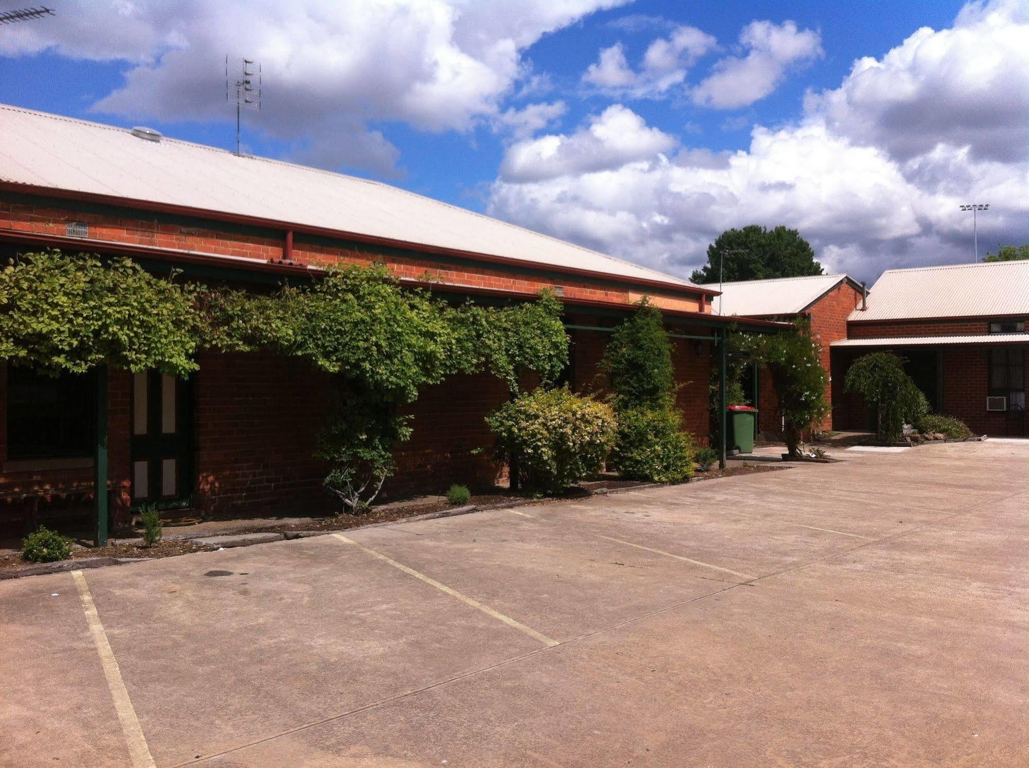 Mansfield Travellers Lodge Bagian luar foto